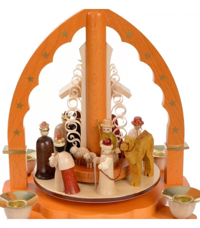 Best Pyramide De Noël Allemande Avec Une Arche Couleur Ocre Pyramides De Noël Allemandes