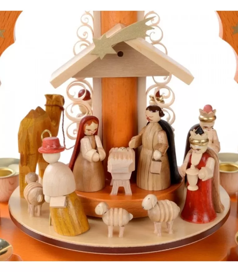 Best Pyramide De Noël Allemande Avec Une Arche Couleur Ocre Pyramides De Noël Allemandes